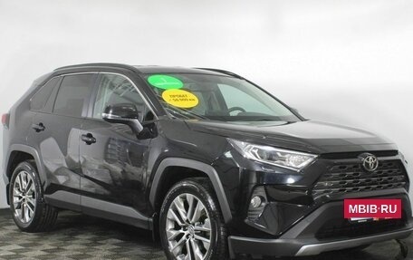 Toyota RAV4, 2021 год, 3 920 000 рублей, 3 фотография