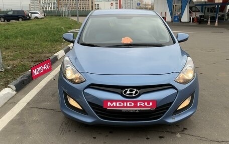 Hyundai i30 II рестайлинг, 2013 год, 950 000 рублей, 3 фотография