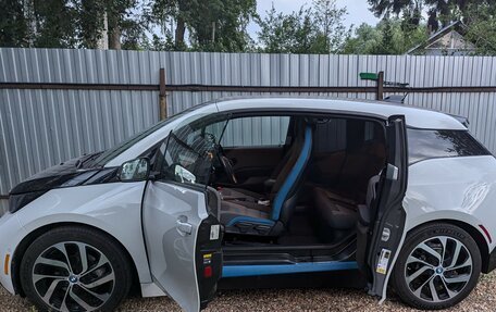 BMW i3 I01 рестайлинг, 2017 год, 2 100 000 рублей, 5 фотография