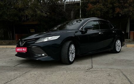 Toyota Camry, 2019 год, 3 150 000 рублей, 7 фотография