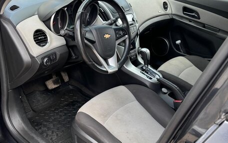 Chevrolet Cruze II, 2014 год, 950 000 рублей, 6 фотография