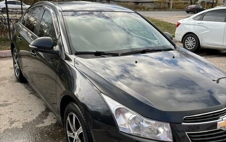 Chevrolet Cruze II, 2014 год, 950 000 рублей, 3 фотография