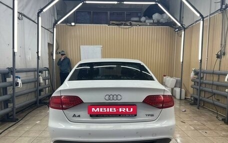 Audi A4, 2010 год, 900 000 рублей, 3 фотография