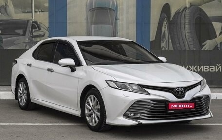 Toyota Camry, 2018 год, 3 099 000 рублей, 1 фотография