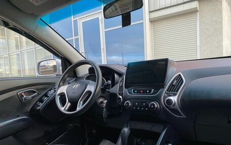 Hyundai Tucson III, 2012 год, 1 340 000 рублей, 17 фотография