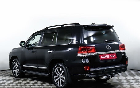 Toyota Land Cruiser 200, 2018 год, 8 698 000 рублей, 7 фотография