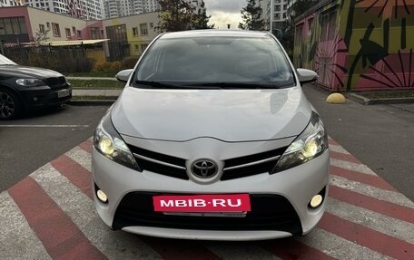 Toyota Verso I, 2014 год, 1 449 000 рублей, 2 фотография