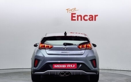 Hyundai Veloster II, 2021 год, 1 680 000 рублей, 4 фотография