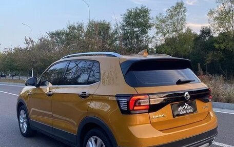 Volkswagen T-Cross I, 2021 год, 1 700 000 рублей, 6 фотография