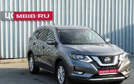 Nissan Rogue II, 2018 год, 2 300 000 рублей, 1 фотография