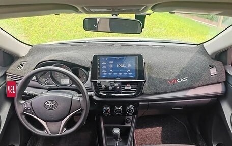 Toyota Vios III, 2021 год, 1 350 000 рублей, 11 фотография