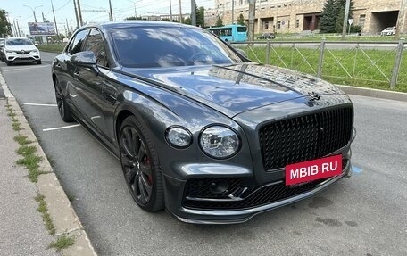 Bentley Flying Spur, 2021 год, 28 000 000 рублей, 2 фотография