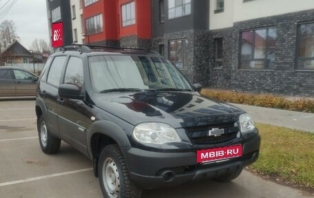 Chevrolet Niva I рестайлинг, 2015 год, 730 000 рублей, 4 фотография