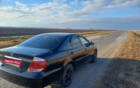 Toyota Camry V40, 2005 год, 970 000 рублей, 2 фотография