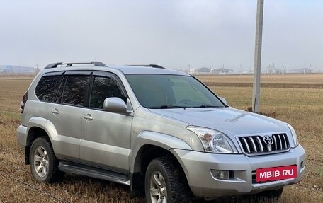 Toyota Land Cruiser Prado 120 рестайлинг, 2006 год, 1 990 000 рублей, 2 фотография