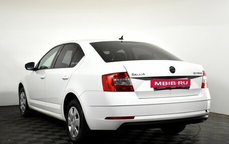 Skoda Octavia, 2018 год, 1 645 000 рублей, 6 фотография