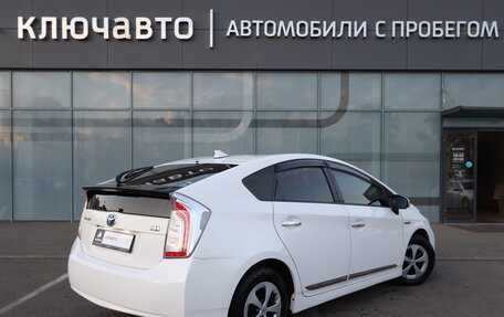 Toyota Prius, 2014 год, 1 359 000 рублей, 2 фотография