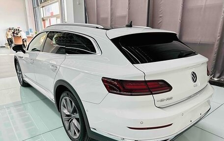 Volkswagen Passat CC, 2022 год, 2 750 300 рублей, 8 фотография