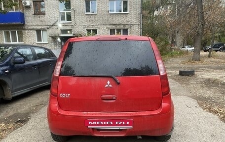 Mitsubishi Colt VI рестайлинг, 2003 год, 235 000 рублей, 2 фотография