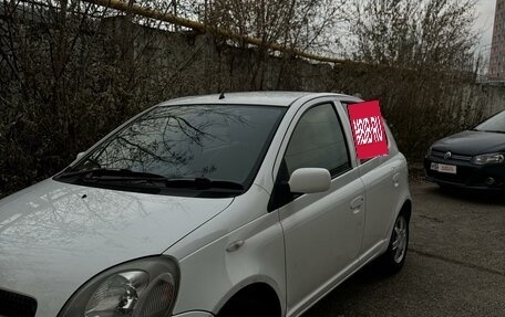 Toyota Vitz, 2000 год, 330 000 рублей, 3 фотография