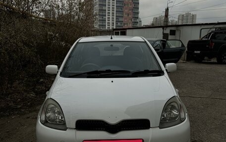 Toyota Vitz, 2000 год, 330 000 рублей, 2 фотография