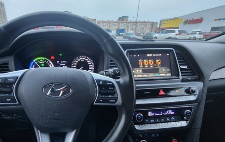 Hyundai Sonata VII, 2018 год, 2 300 000 рублей, 9 фотография