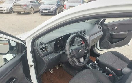 KIA Rio III рестайлинг, 2013 год, 1 200 000 рублей, 1 фотография