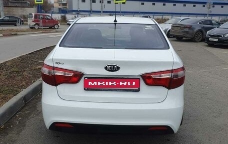 KIA Rio III рестайлинг, 2013 год, 1 200 000 рублей, 8 фотография