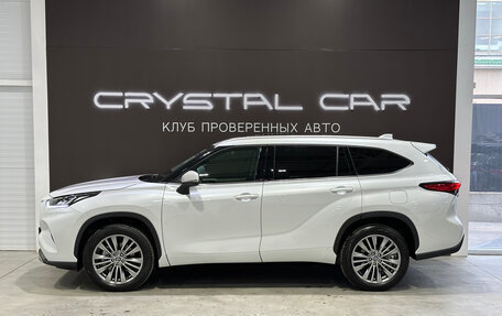 Toyota Highlander, 2024 год, 6 800 000 рублей, 4 фотография