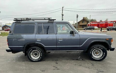 Toyota Land Cruiser 70, 1985 год, 1 250 000 рублей, 6 фотография