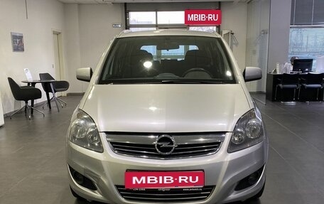 Opel Zafira B, 2012 год, 1 059 000 рублей, 2 фотография