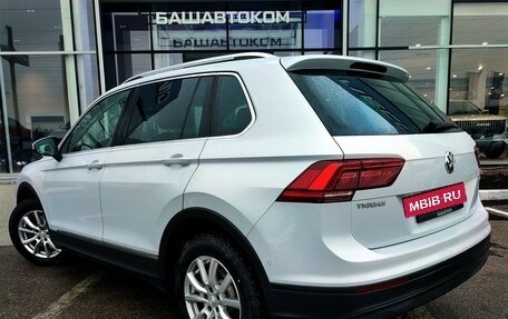 Volkswagen Tiguan II, 2018 год, 3 270 000 рублей, 6 фотография