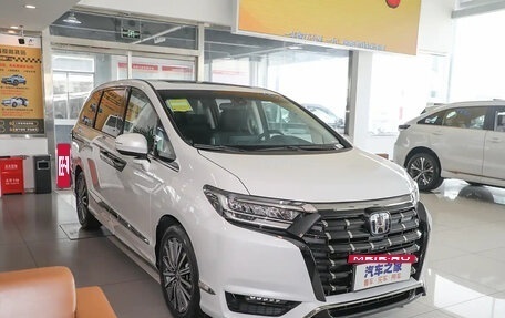 Honda Elysion, 2024 год, 4 765 000 рублей, 11 фотография