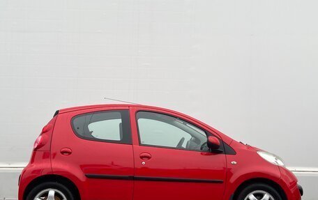 Peugeot 107 I рестайлинг, 2007 год, 429 600 рублей, 12 фотография