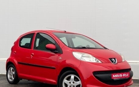 Peugeot 107 I рестайлинг, 2007 год, 429 600 рублей, 3 фотография