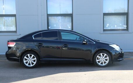 Toyota Avensis III рестайлинг, 2010 год, 1 270 000 рублей, 4 фотография