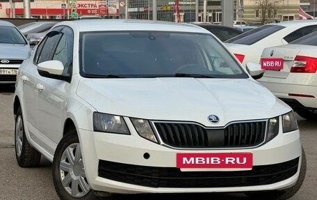 Skoda Octavia, 2018 год, 1 100 000 рублей, 3 фотография