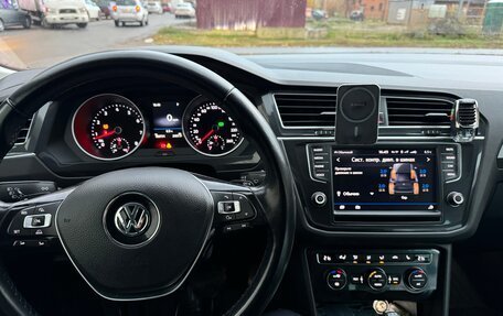 Volkswagen Tiguan II, 2017 год, 2 500 000 рублей, 21 фотография