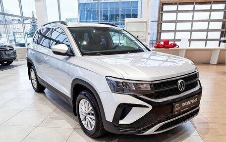 Volkswagen Taos, 2022 год, 3 304 900 рублей, 3 фотография