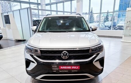 Volkswagen Taos, 2022 год, 3 304 900 рублей, 2 фотография