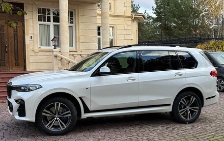 BMW X7, 2021 год, 13 000 000 рублей, 8 фотография