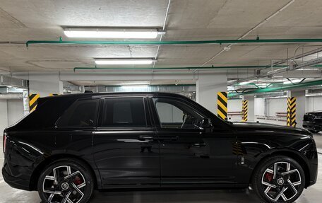 Rolls-Royce Cullinan, 2024 год, 108 800 000 рублей, 7 фотография