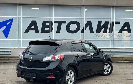 Mazda 3, 2011 год, 877 000 рублей, 2 фотография