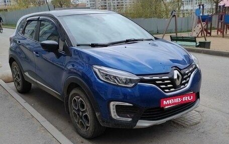 Renault Kaptur I рестайлинг, 2020 год, 1 800 000 рублей, 8 фотография