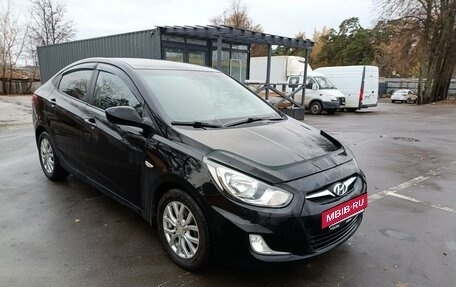 Hyundai Solaris II рестайлинг, 2011 год, 739 000 рублей, 10 фотография