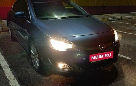 Opel Astra J, 2014 год, 1 190 000 рублей, 5 фотография