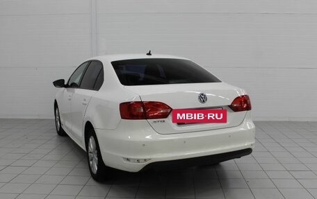 Volkswagen Jetta VI, 2013 год, 650 000 рублей, 7 фотография