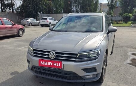 Volkswagen Tiguan II, 2018 год, 3 250 000 рублей, 15 фотография