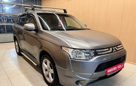 Mitsubishi Outlander III рестайлинг 3, 2012 год, 1 379 000 рублей, 1 фотография