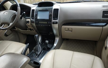 Toyota Land Cruiser Prado 120 рестайлинг, 2008 год, 2 599 000 рублей, 23 фотография